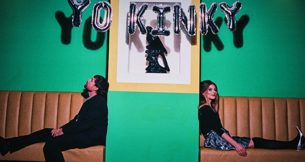 Post-pop Duo YO KINKY Drops New Track “Resistance”