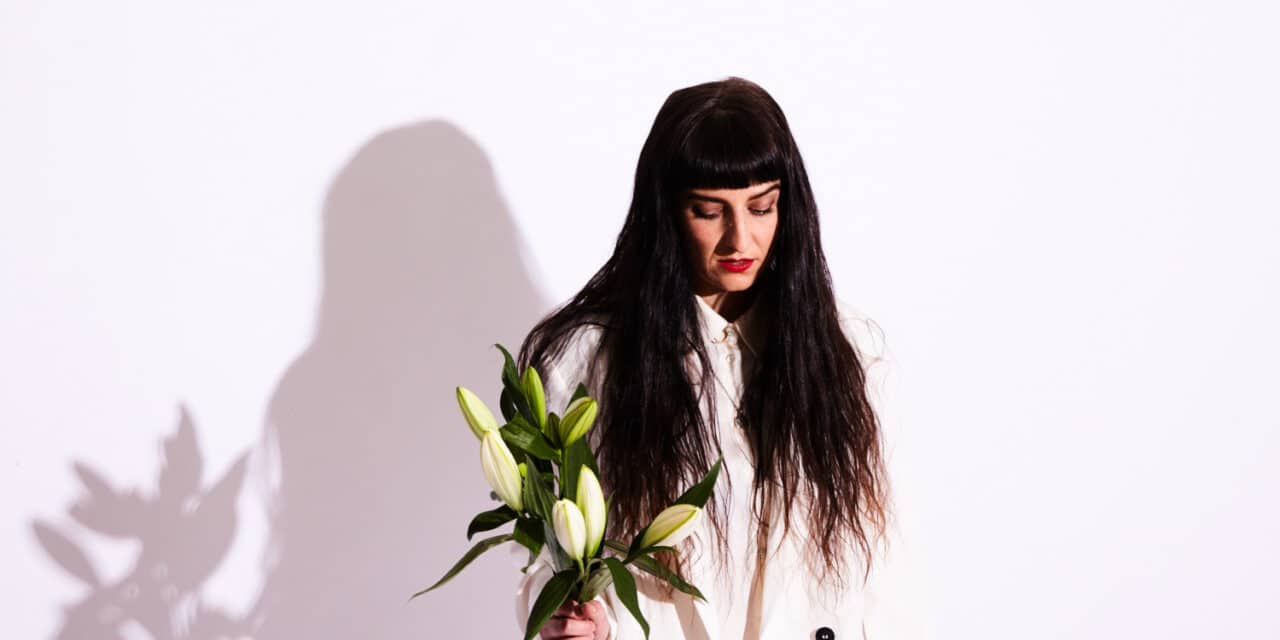 Alt-pop Artist Bellatrix Shares The New Glimmering Single “Bad Love”
