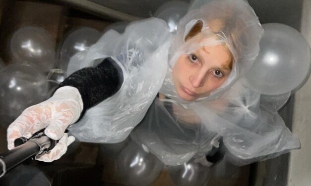 Artist Kirby Casilli Unveils New VIdeo For Lyndon Blue’s Disco/post-punk/weird pop Track “Hot Mess”