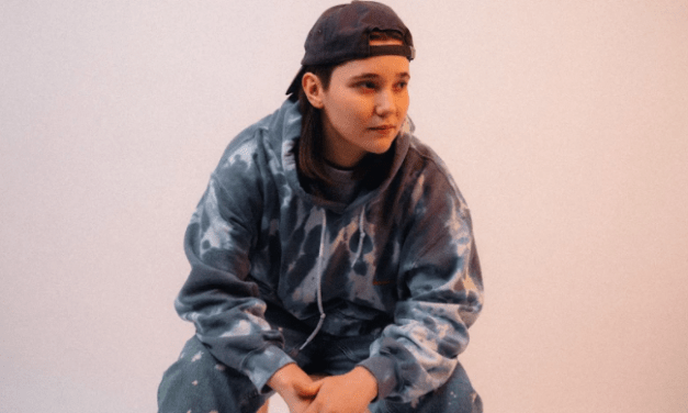 SINGER-SONGWRITER  NATTY PAYNTER SHARES DEBUT SINGLE ‘HELLO, HOW ARE YOU’