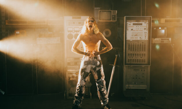 Jeris Johnson teams up with Trippie Redd for “Friday” written with 24KGoldn 