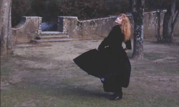 Legendary Canadian Artist Loreena McKennitt Releases Deluxe Edition of iconic record “The Visit”