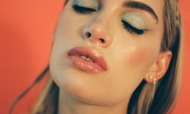 LA Rising Singer & Model Nya Drops New EP ‘Requiem Of Me’