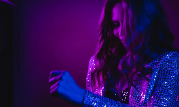 Heidi Webster To Drop New Record ‘Night Light’