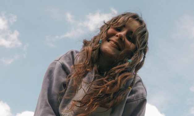 Pop artist Lea G unveils infectious five-track release YOU(TH)