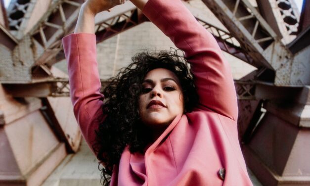 NYC R&B pop artist Amaya Santos Unveils New Track “Carousel” 