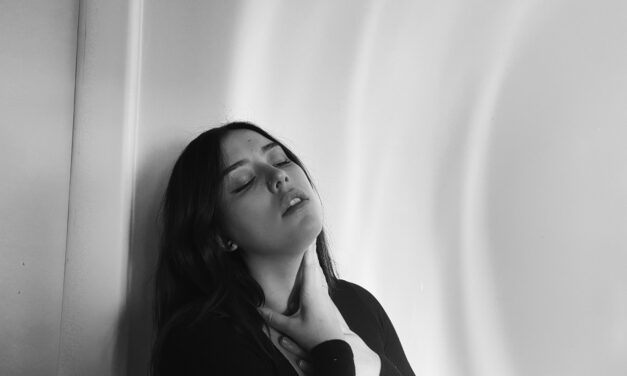 “LET’S DANCE” IS OLIVIA WIK’S RETRO-POP ODE TO BUILDING INTIMACY AND UNLEASHING INTENSE ELECTRICITY WITH THAT SPECIAL SOMEONE