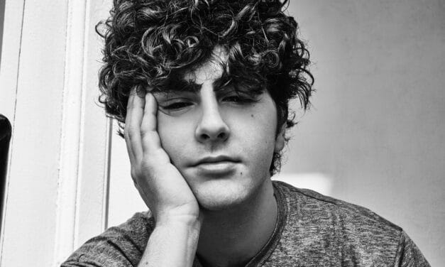 VIDEO PREMIERE: NYC Emerging artist Chris Mardini Unveils New Music Video For ‘Pockets’