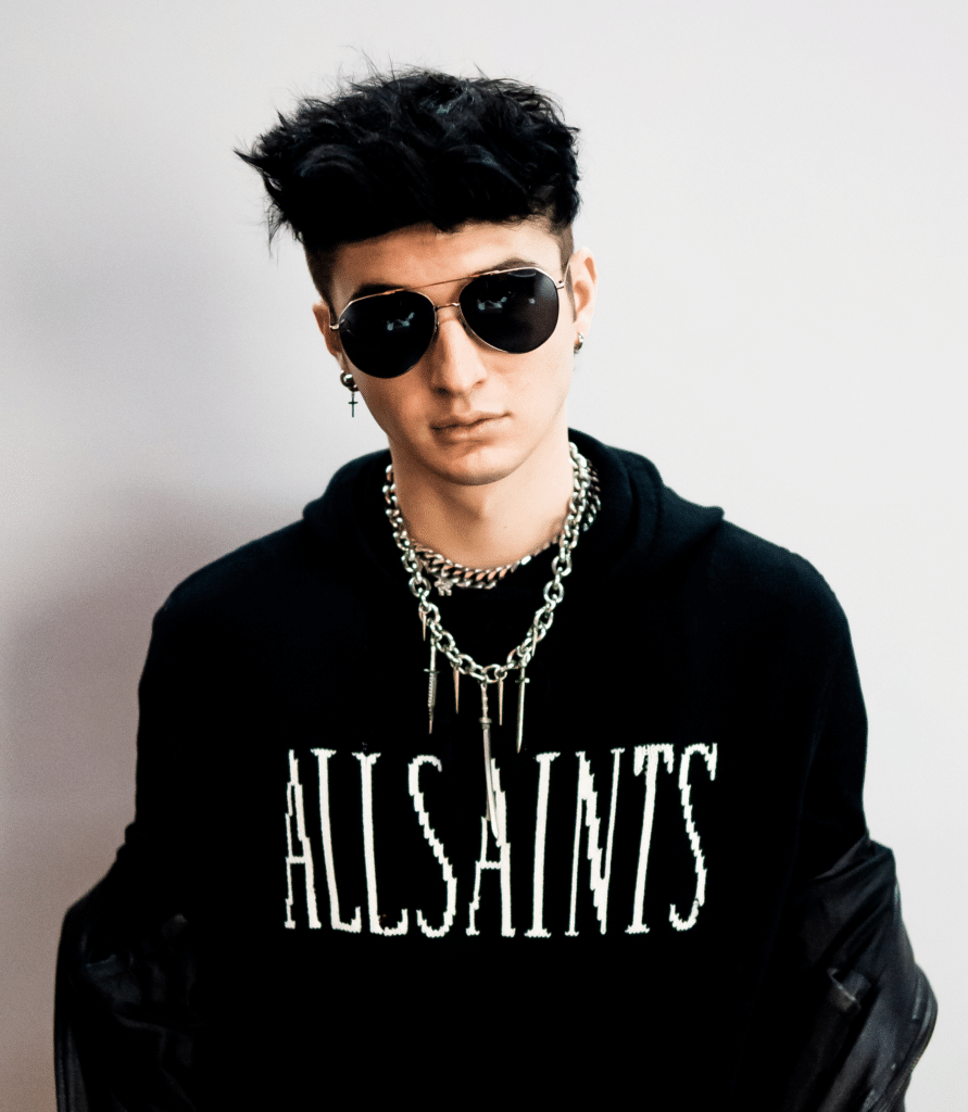 Luke Rieves 20-year-old rising alt/pop artist Luke Reyvn Turns On a New Leaf With ...