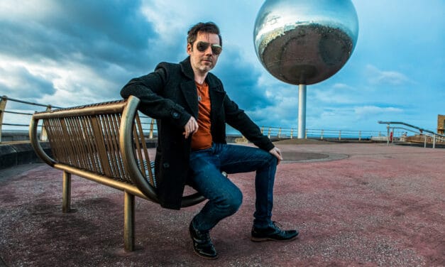 STARSTRUCK RUNNER UP & Freddie Mercury Impersonator ROB LEA ANNOUNCES DEBUT SINGLE AND RECORD LABEL SIGNING