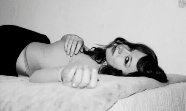 LA SINGER-SONGWRITER MCCALL LEARNS TO TRUST HERSELF WITH TRACK & VIDEO “EASY” FROM DEBUT LP …TO BE A DREAM…