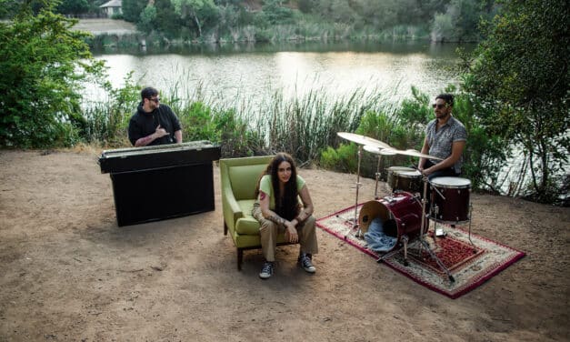 Los Angeles based and Miami born and raised independent R&B artist Lo Artiz Joins Forces WIth H A U N T E R For the release of “Softly”