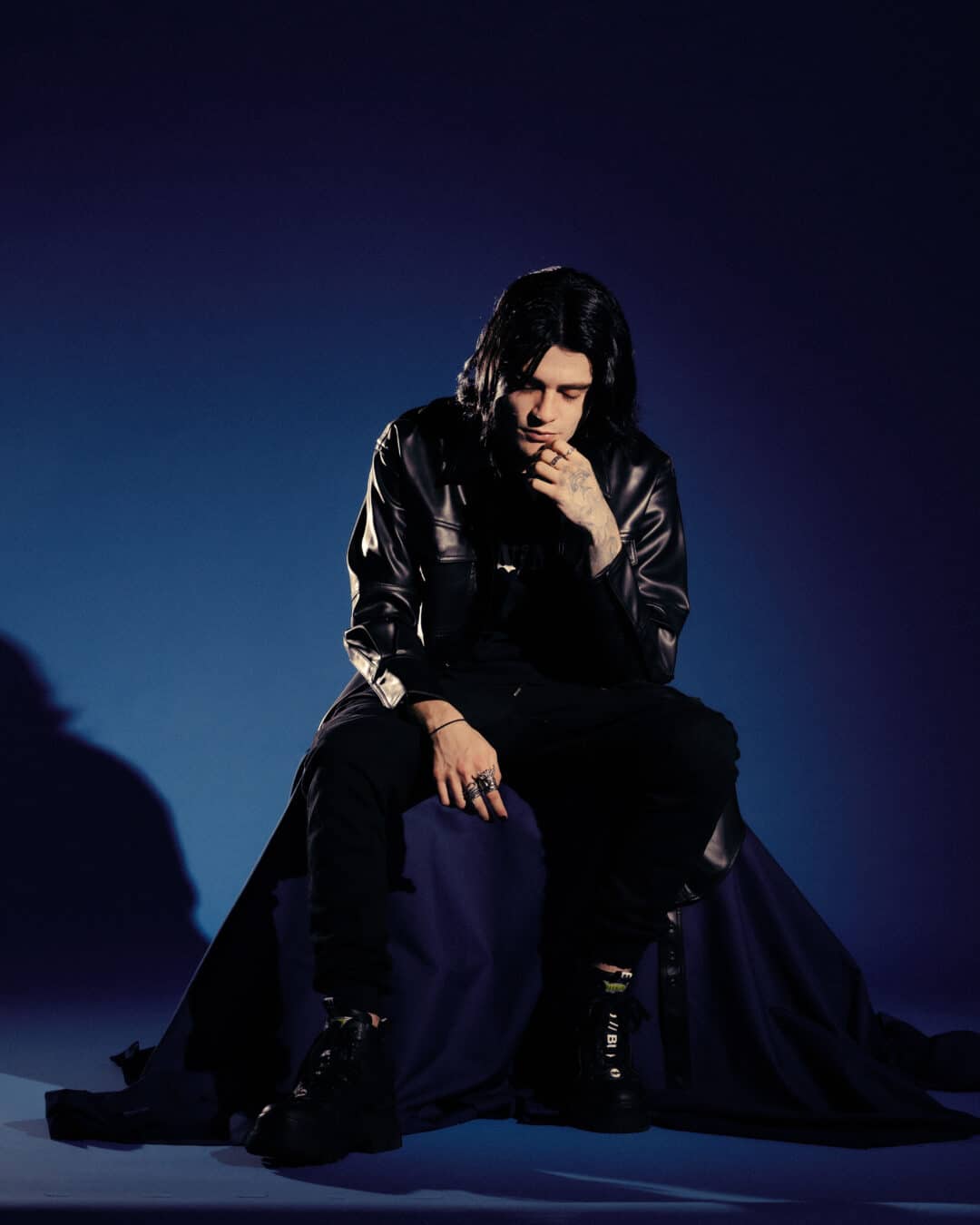 Cryptic Australian genre bender and viral hitmaker RØNIN | Mundane