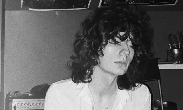 PREMIERE: Rising Artist WOZ is Reshaping The Alternative Scene With Raw Yet Vulnerable Acoustic Version of ‘Child Support’