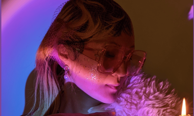 <strong>Brooklyn-based indie pop artist </strong><a href="https://www.sophiecolettemusic.com/"><strong>Sophie Colette</strong></a><strong> Unveils ‘Don’t Worry’ ahead of her debut four-song EP “Kisses From Clay Street”</strong>