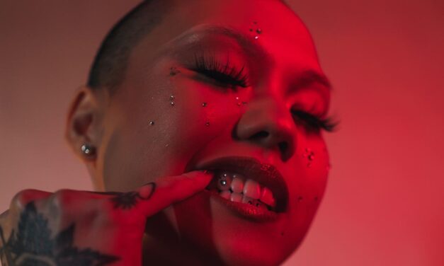 Rising songstress Chloe Tang releases a seductively satirical new single “Hoes Have Feelings Too”