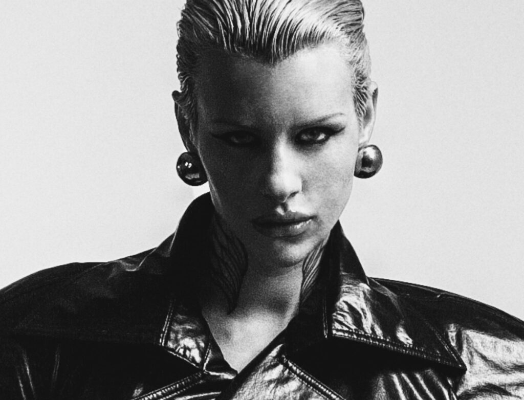 Singer Safir Rising Artist SAFIRE Drops New Single HARD FAST | Mundane