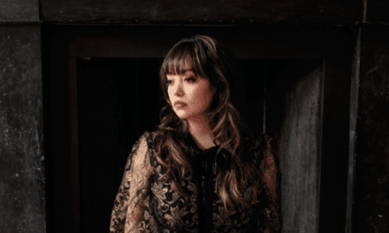 ALAS DE LIONA RELEASES ENCHANTING NEW ALBUM ‘GRAVITY OF GOLD’