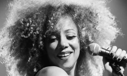 Soul vocalist Adryon de León talks debuting her solo show at Joshua Tree Festival