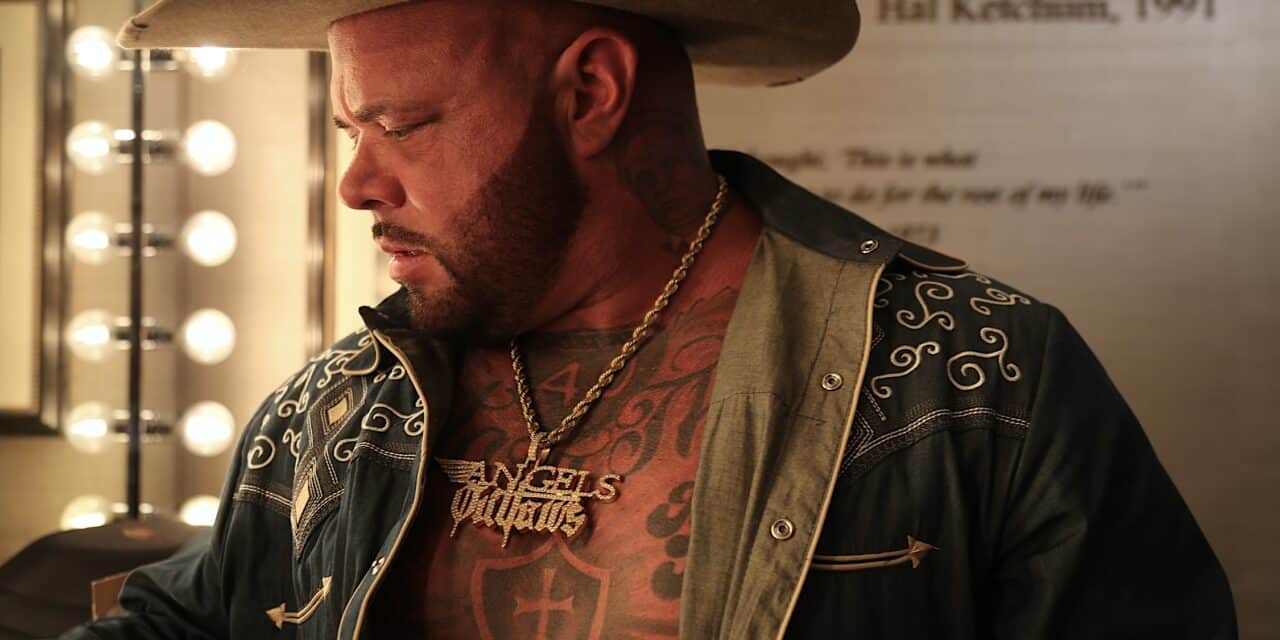 Struggle Jennings & Bryan Martin Drop a Fiddle-Fueled Shot of Outlaw Honesty with “Don’t Play Your Games”
