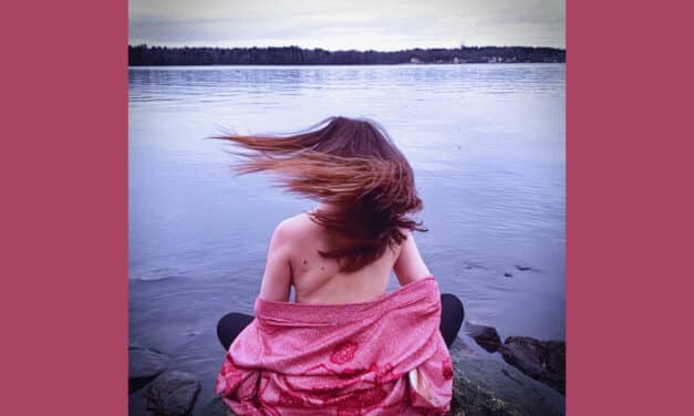 Suvi Returns with “Undress My Heart” – A Raw Reawakening of Emotion