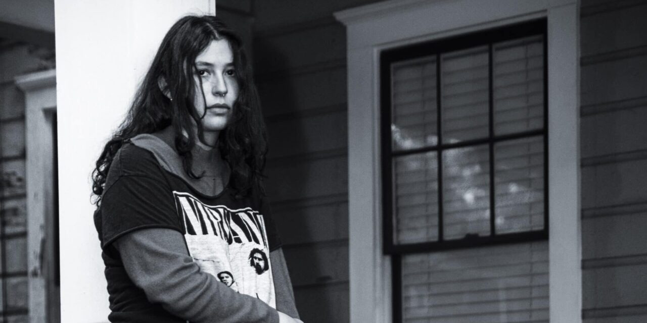 CATCHER: Siichaq’s Grit-Soaked Confessional for the Weird and the Waiting