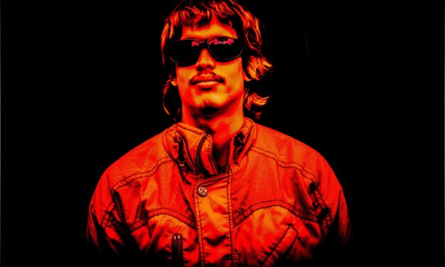 Exclusive Premiere: MONCHMONCH Balances Brutality and Grace on “Coisa Linda”