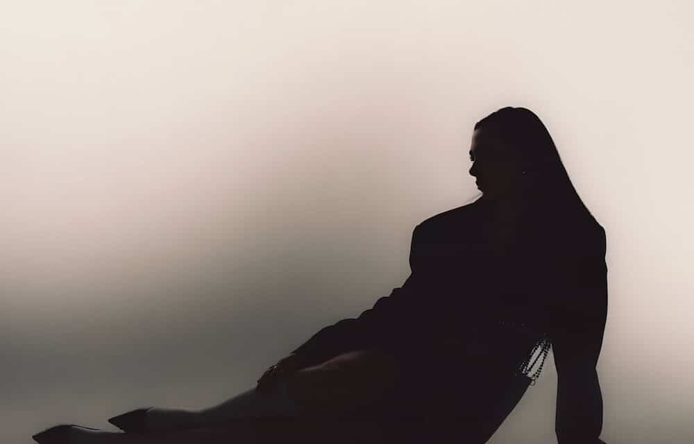 Anna Margo Finds Power in Letting Go on “Aligned”