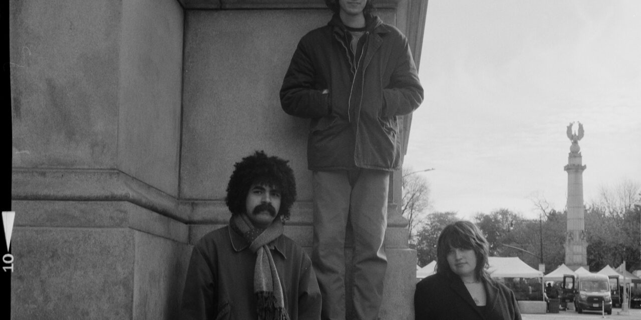 Myra Lee – Holding Breath Underwater on “Dean”