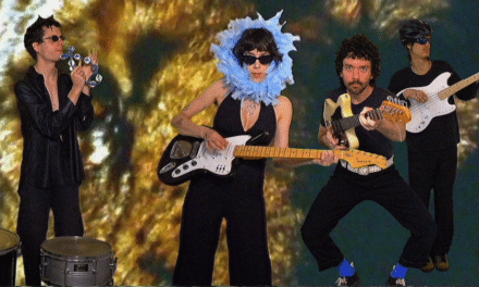 Marina Mole Builds a Universe of Feeling on “Luneta Azul”